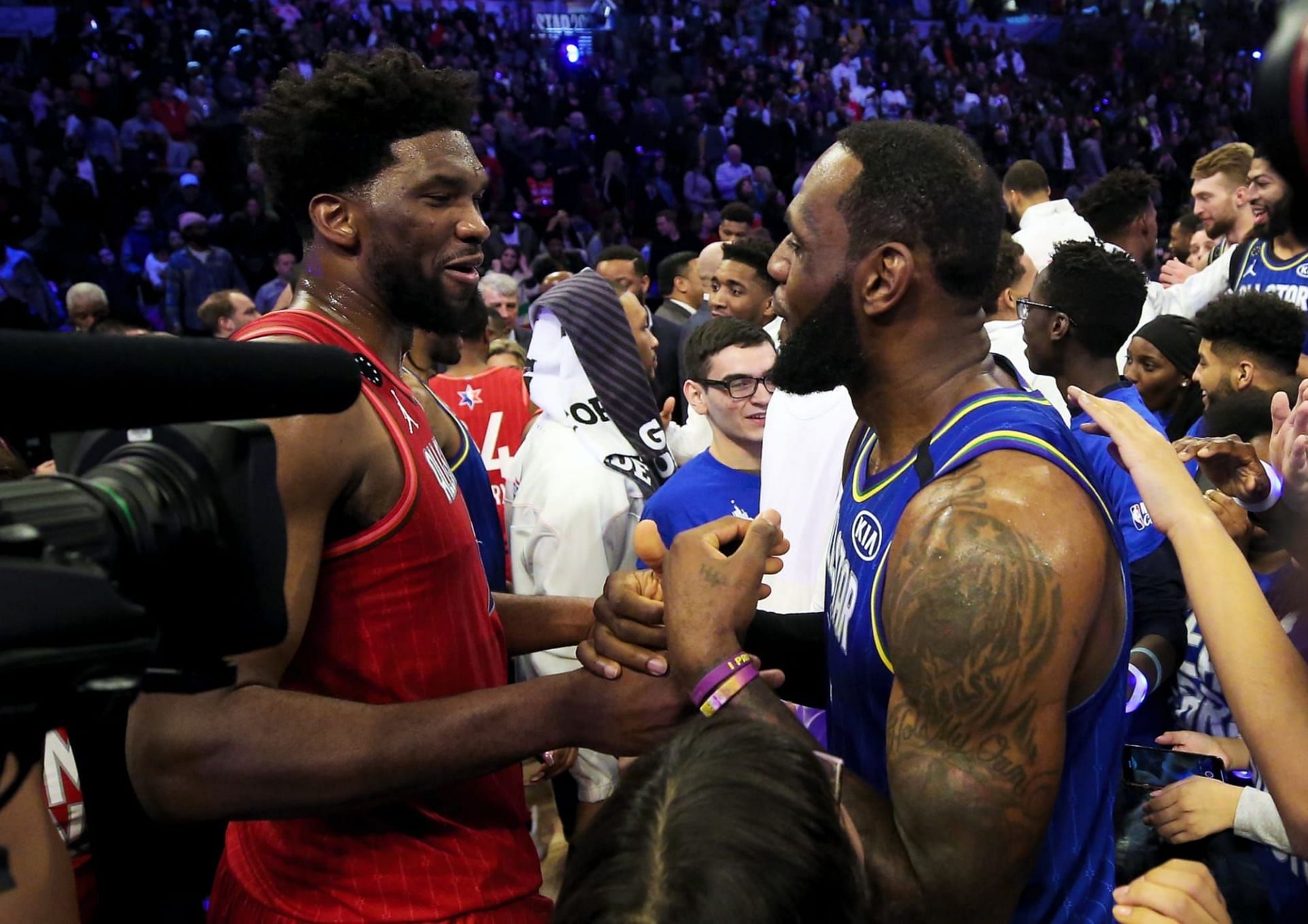 LeBron James rested his sore knee against Joel Embiid and the Philadelphia 76ers. [Photo: The Sixer Sense]