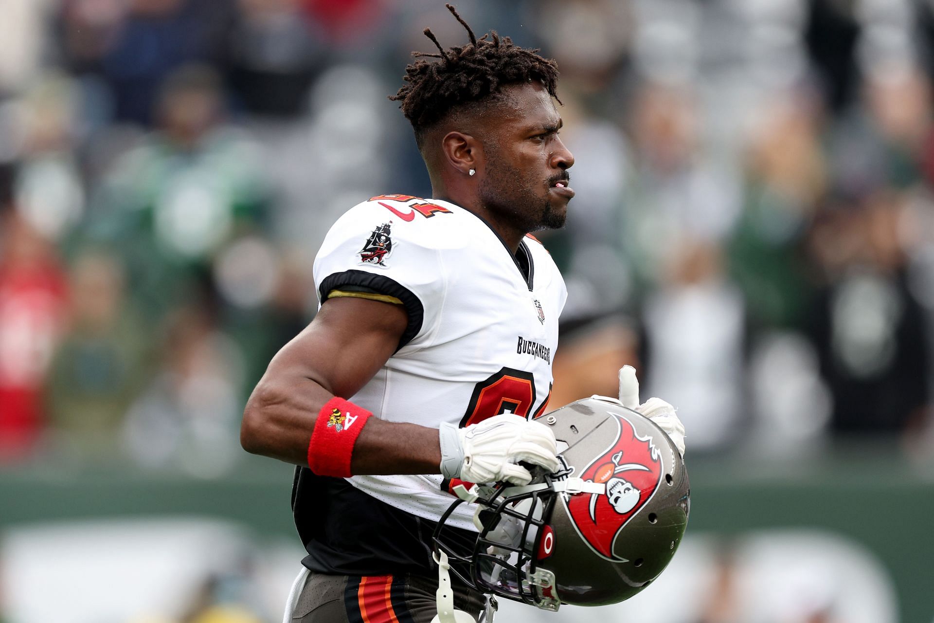 Antonio Brown in action for the Tampa Bay Buccaneers.