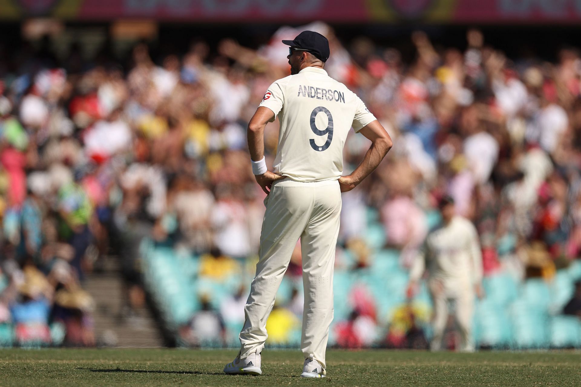 जेम्स एंडरसन टेस्ट क्रिकेट के सफलतम तेज गेंदबाज हैं 