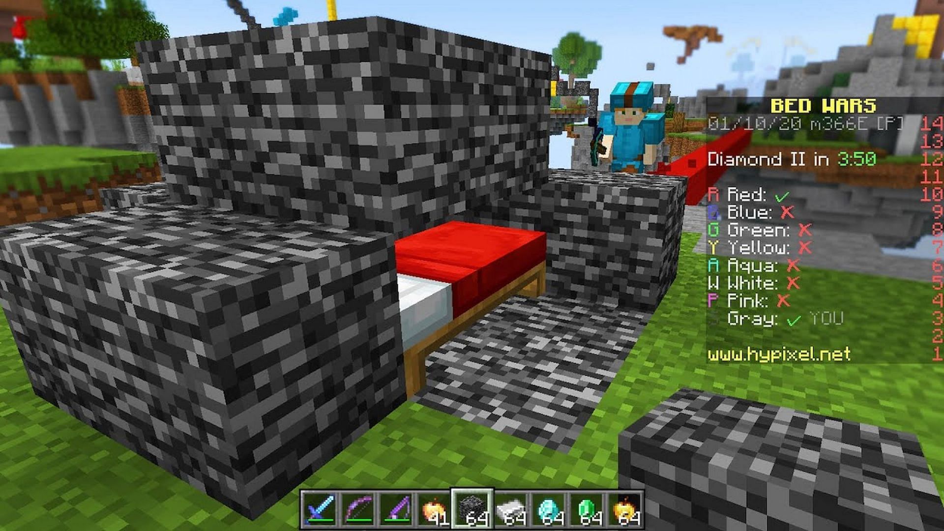 Minecraft Bedwars can be a crazy, chaotic game where players need to protect their beds at all costs. (Image via Graser/Youtube)