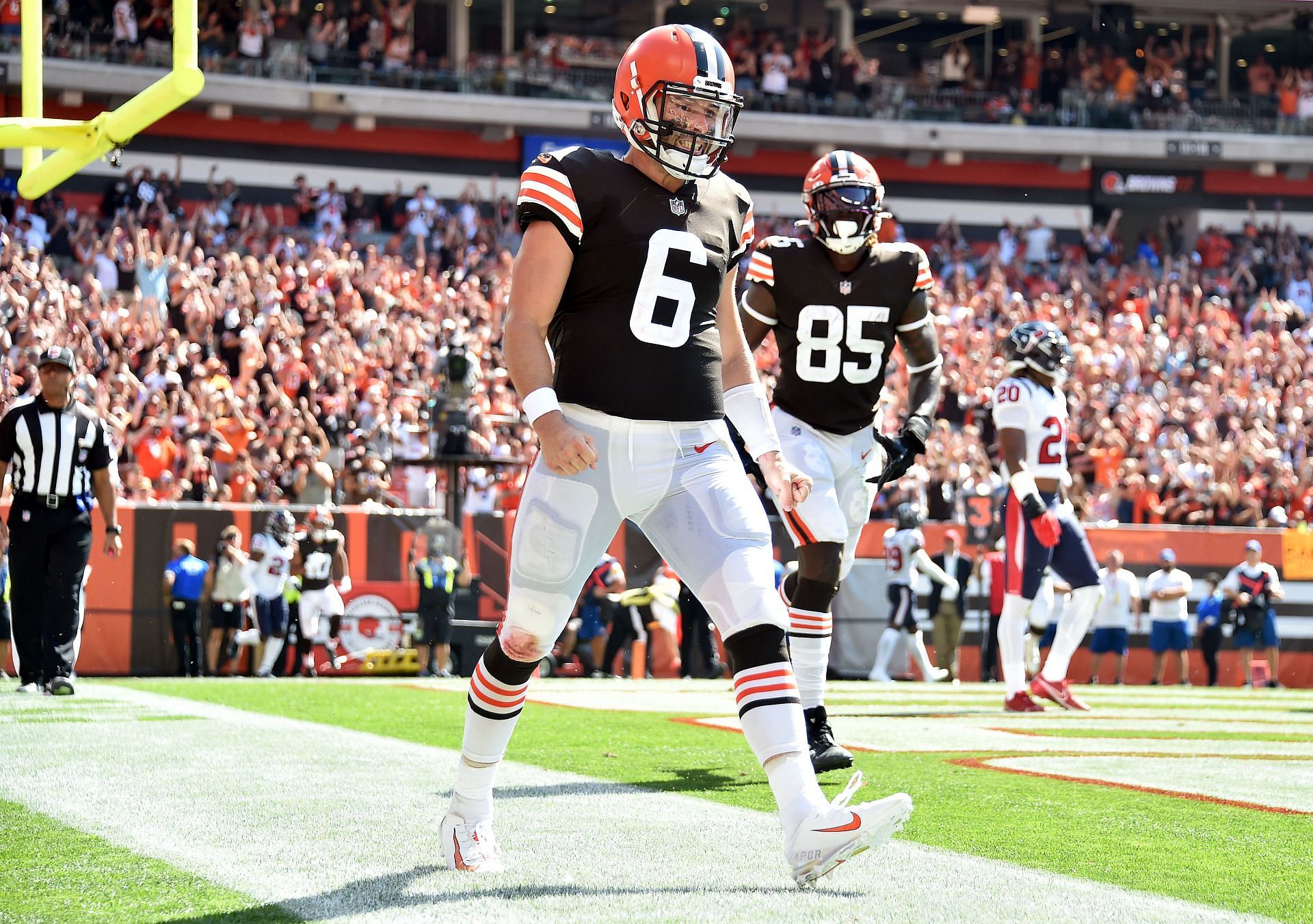 Houston Texans v Cleveland Browns