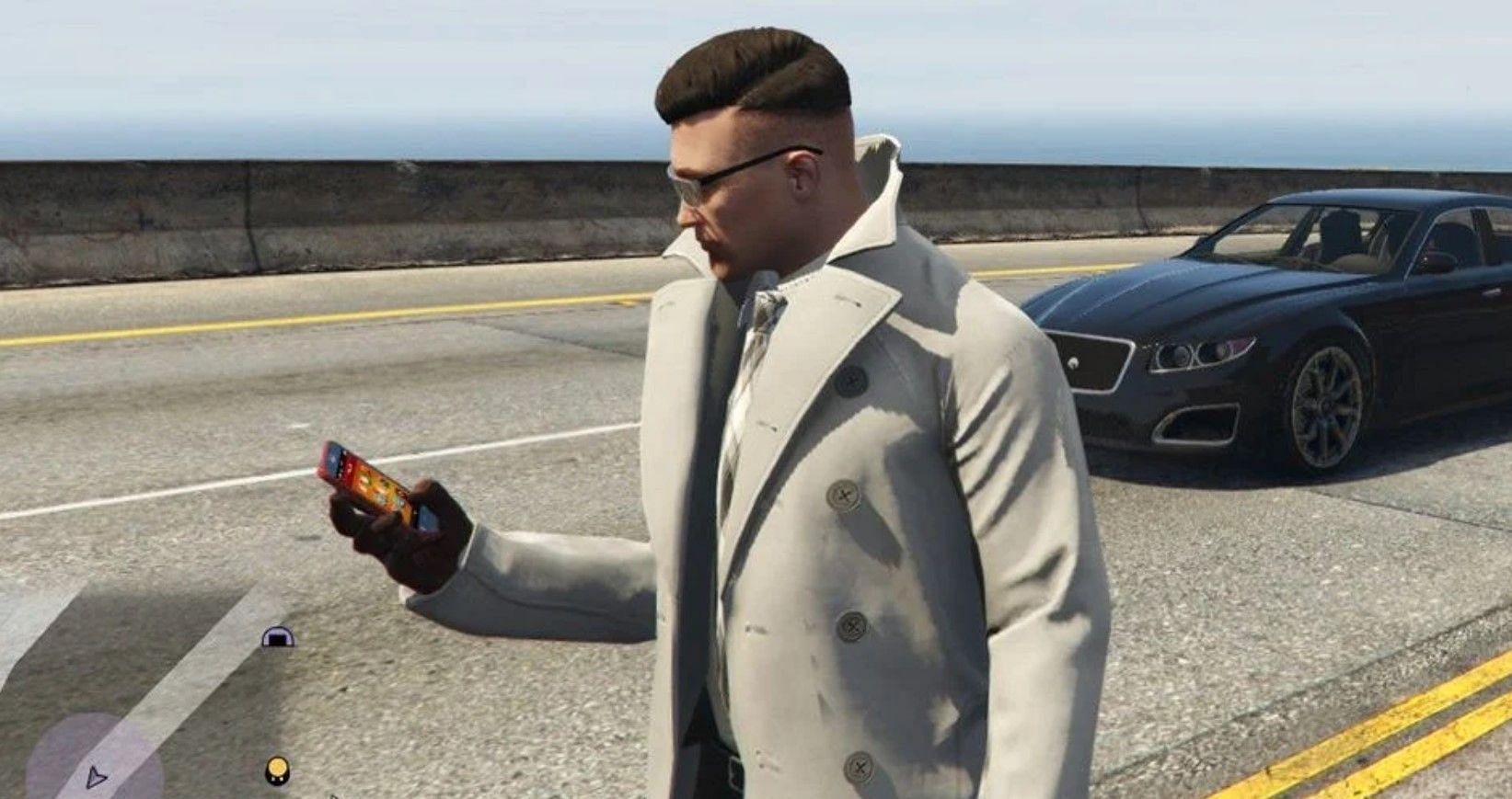 GTA Online&#039;s phone can still be annoying in the next-gen ports (Image via Rockstar Games)