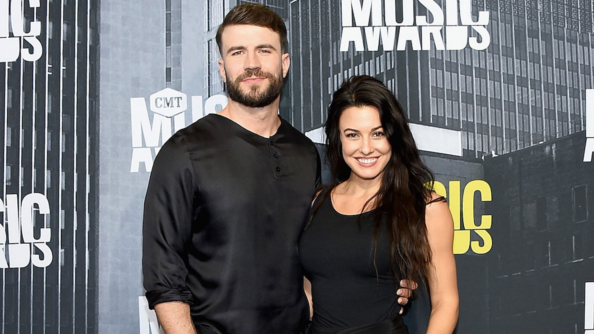 Sam Hunt and Hannah Lee Fowler started dating in 2008 and tied the knot in 2017 (Image via Getty Images/ Michael Loccisano)