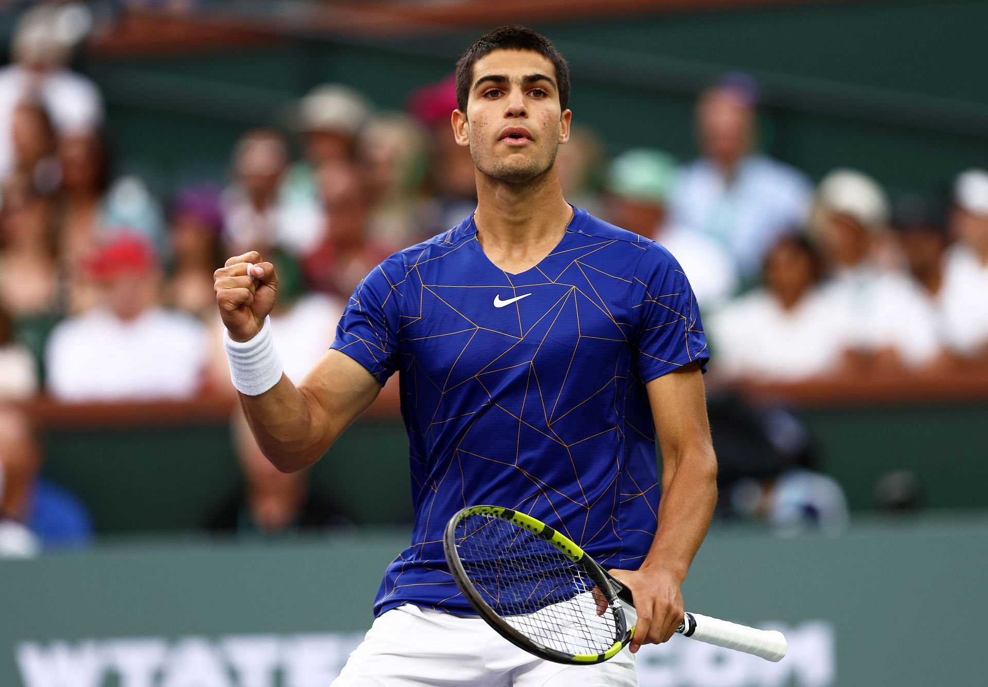 Carlos Alcaraz is among the favorites to win the Miami Open.