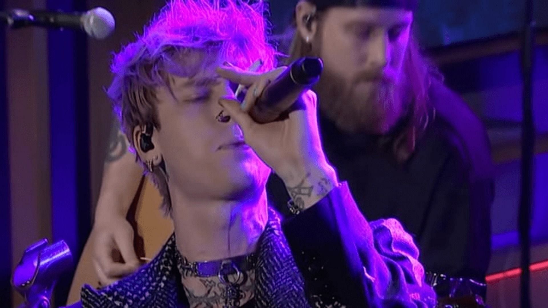 Internet blasts Machine Gun Kelly for System of a Down&#039;s &#039;Aerials&#039; cover (Image via YouTube/The Howard Stern Show)