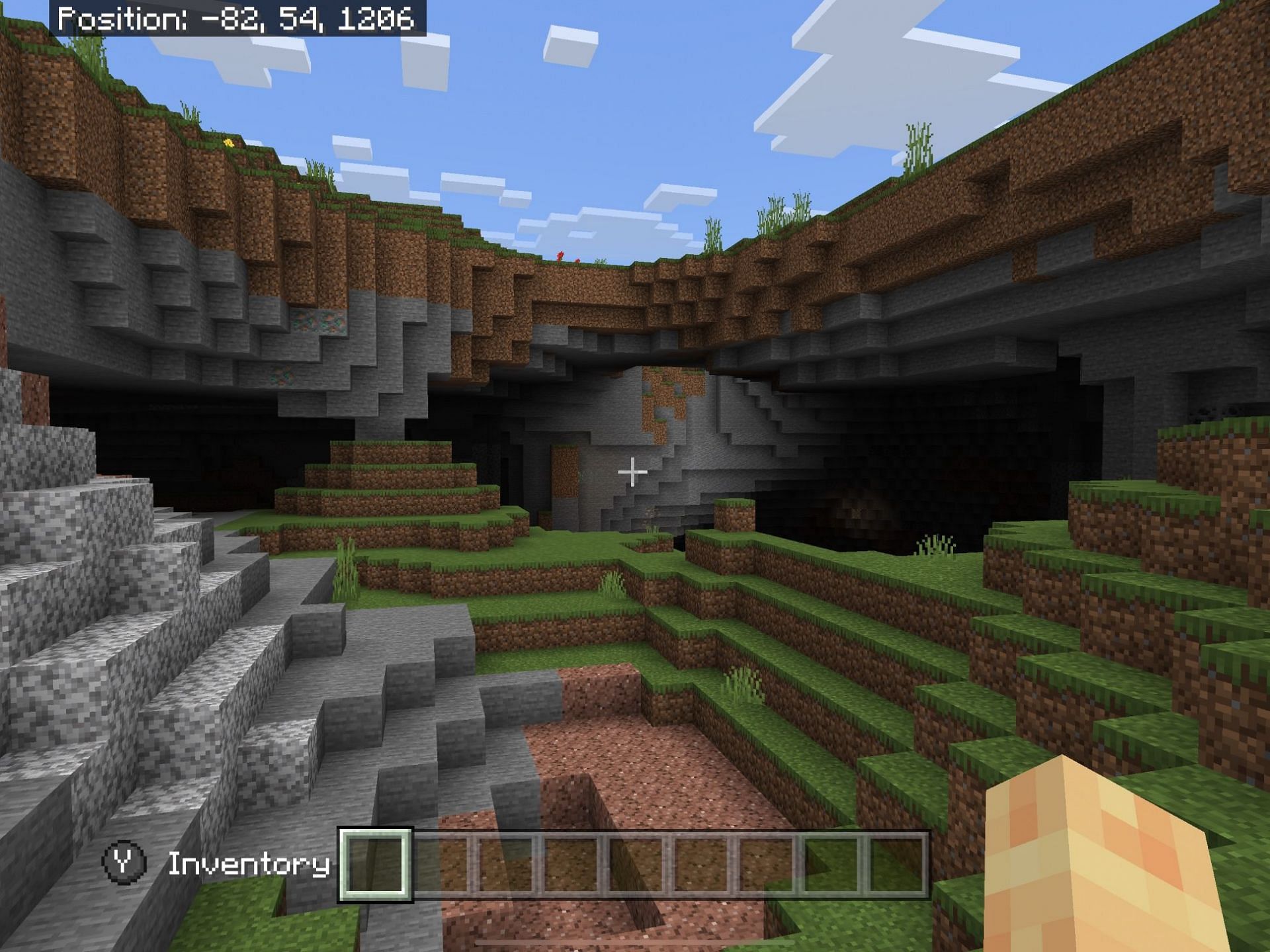 For gamers looking for a great place to start an underground base, the pit is a nice, hollowed-out area where they can gather materials and gain some protection when building up (Image via Minecraft)