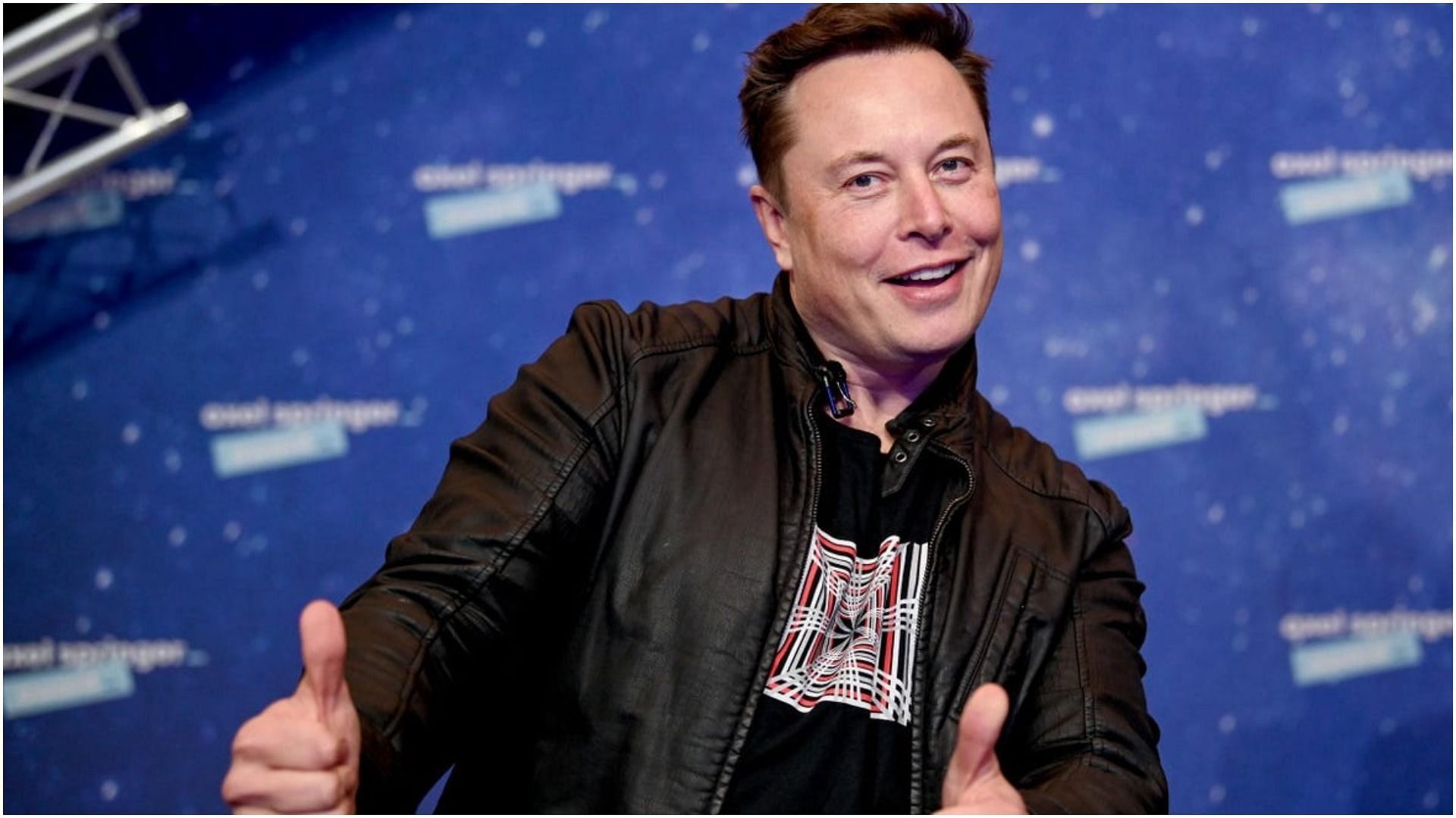 Elon Musk on the red carpet for the Axel Springer Award 2020 (Image via Britta Pedersen-Pool/Getty Images)