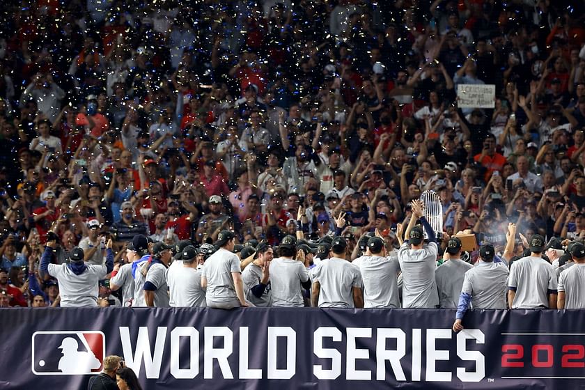 World Series Champions/ MLB Final Standings