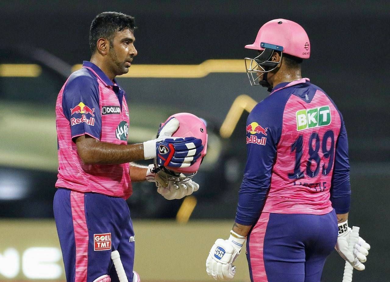 Ravichandran Ashwin (L) and Shimron Hetmyer. (Credits: Twitter)