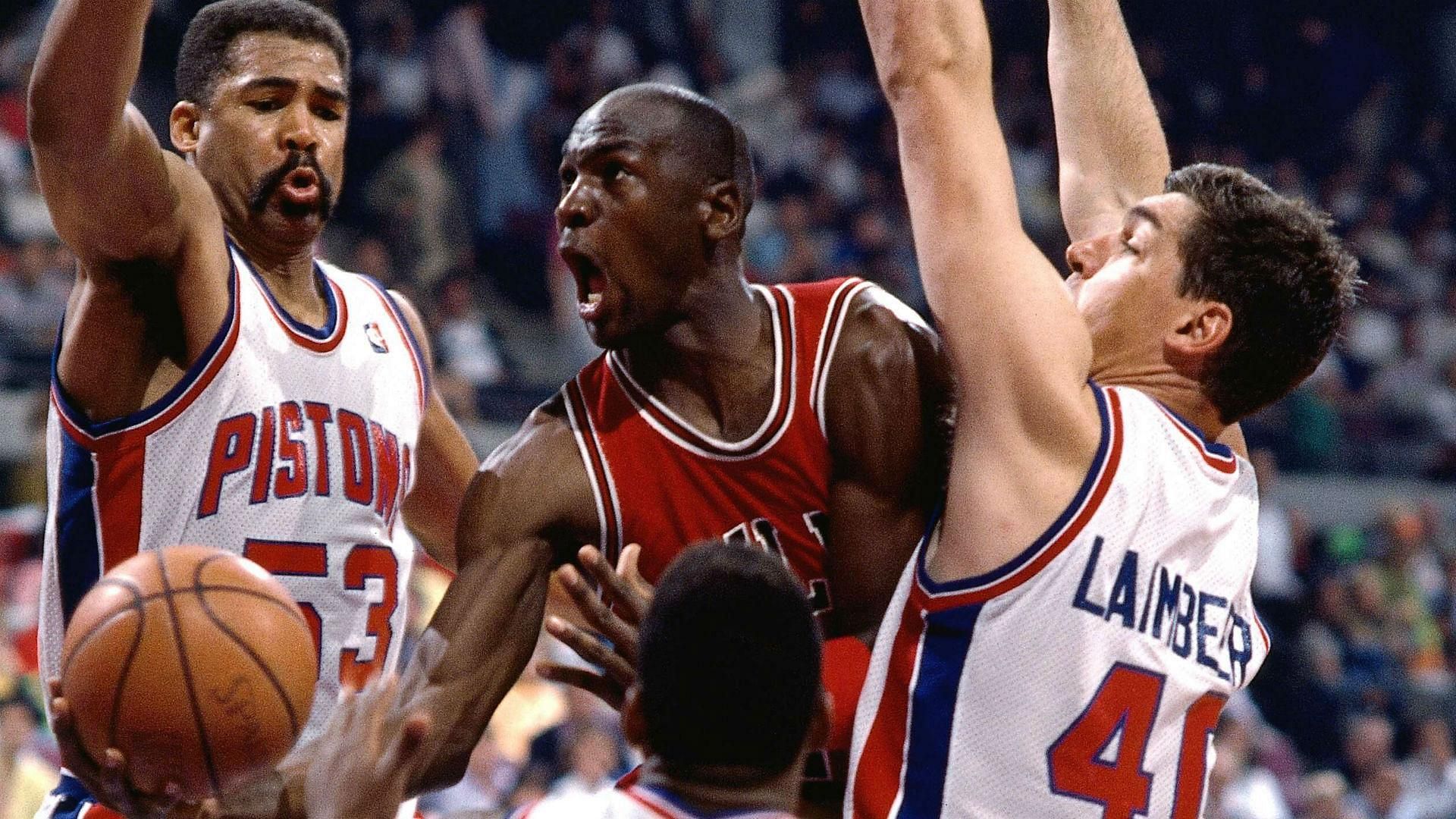 Michael Jordan against the Detroit Pistons (Photo: Sporting News)
