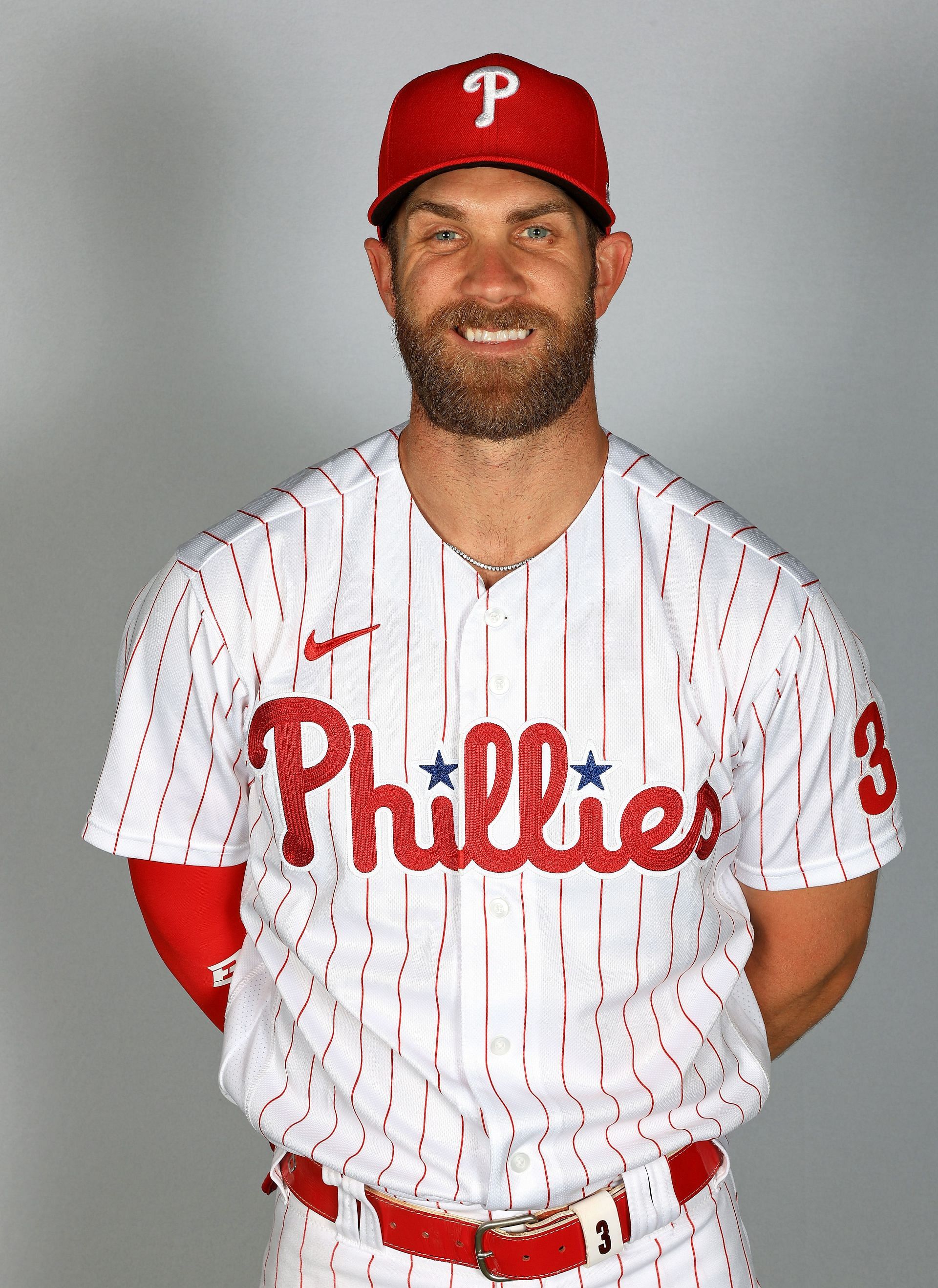 Harper in Phillies jersey