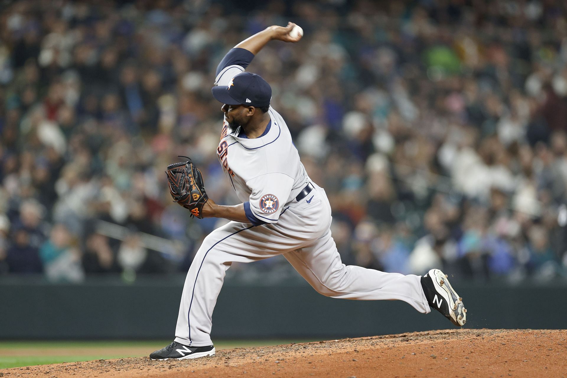 The Los Angeles Dodgers may be looking to bring Pedro Baez back to LA.