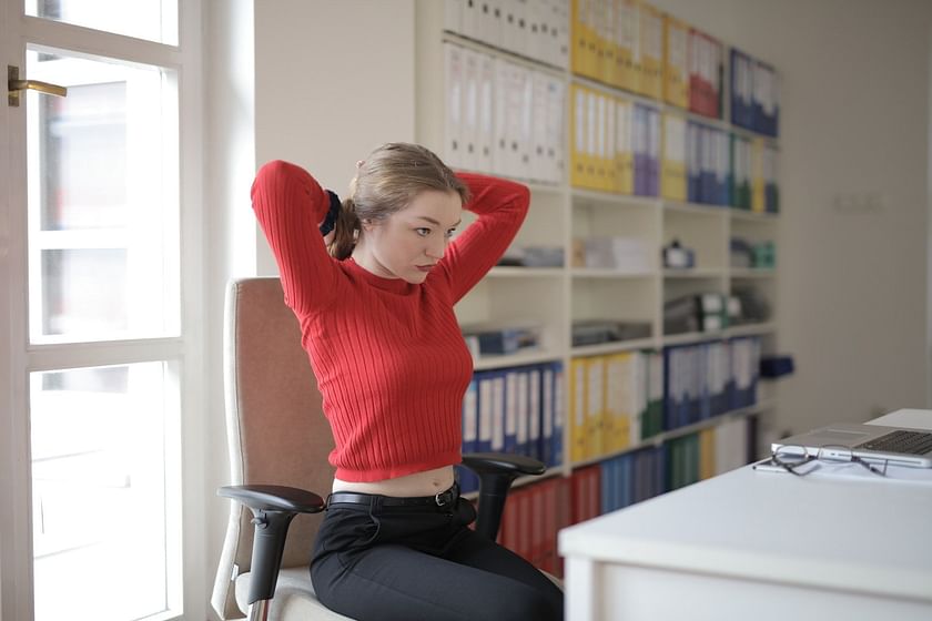 Best Desk Exercises You Can Do At Work
