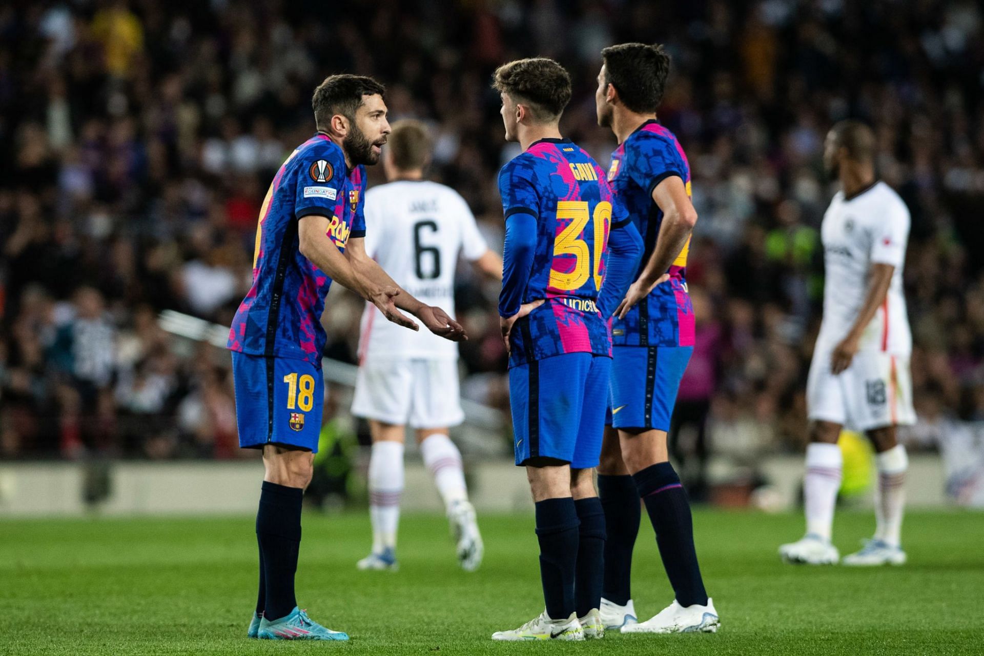 Barcelona suffered a second successive defeat in a week to Cadiz in La Liga.