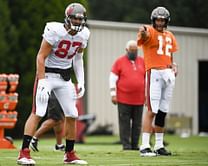 How Tom Brady's restructured contract helps Buccaneers re-sign Rob Gronkowsi and Ndamukong Suh