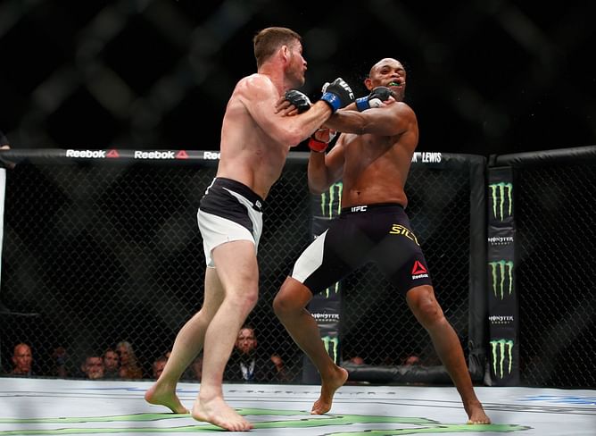 "I had one f****** eye" - Michael Bisping to critics claiming he had beaten Anderson Silva who was past his prime