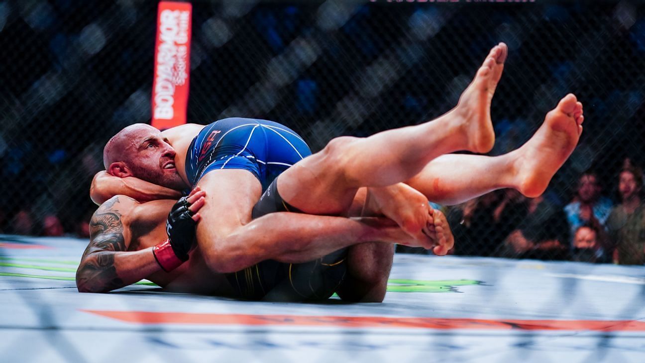 Alexander Volkanovski survived some horrific spots in his fight with Brian Ortega last year