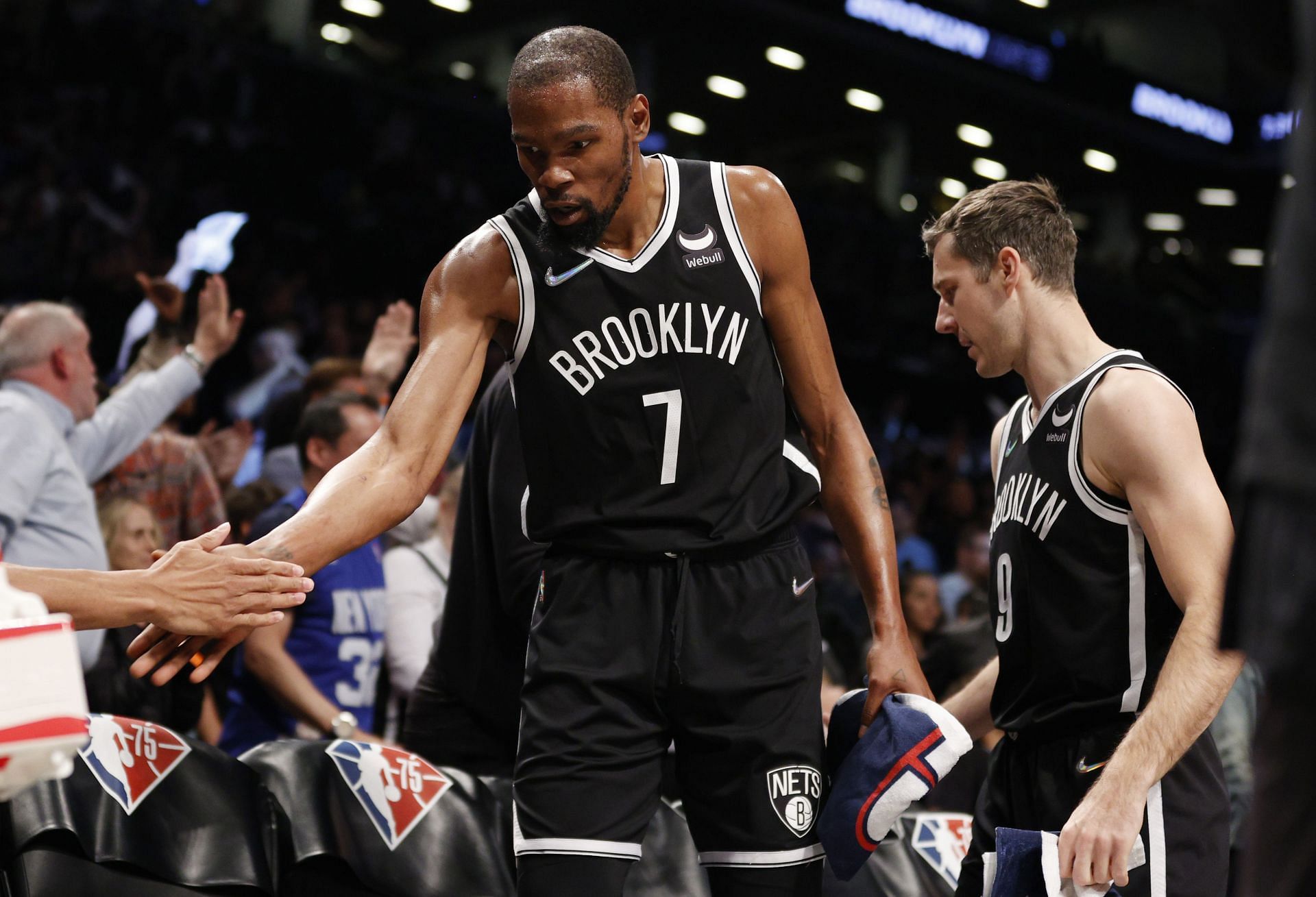 Kevin Durant scored 25 points and made 11 assists in the Brooklyn Nets&#039; - Play-In Tournament win over the Cavs