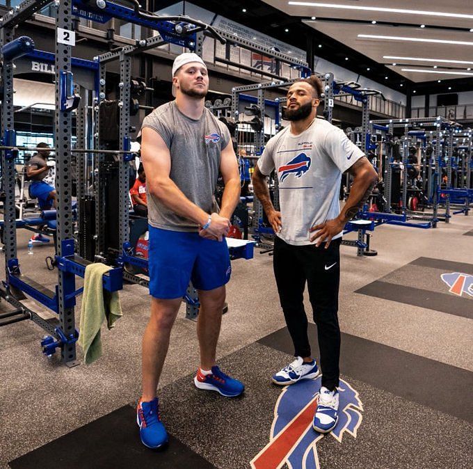 Josh Allen's ripped physique sends NFL world into a frenzy