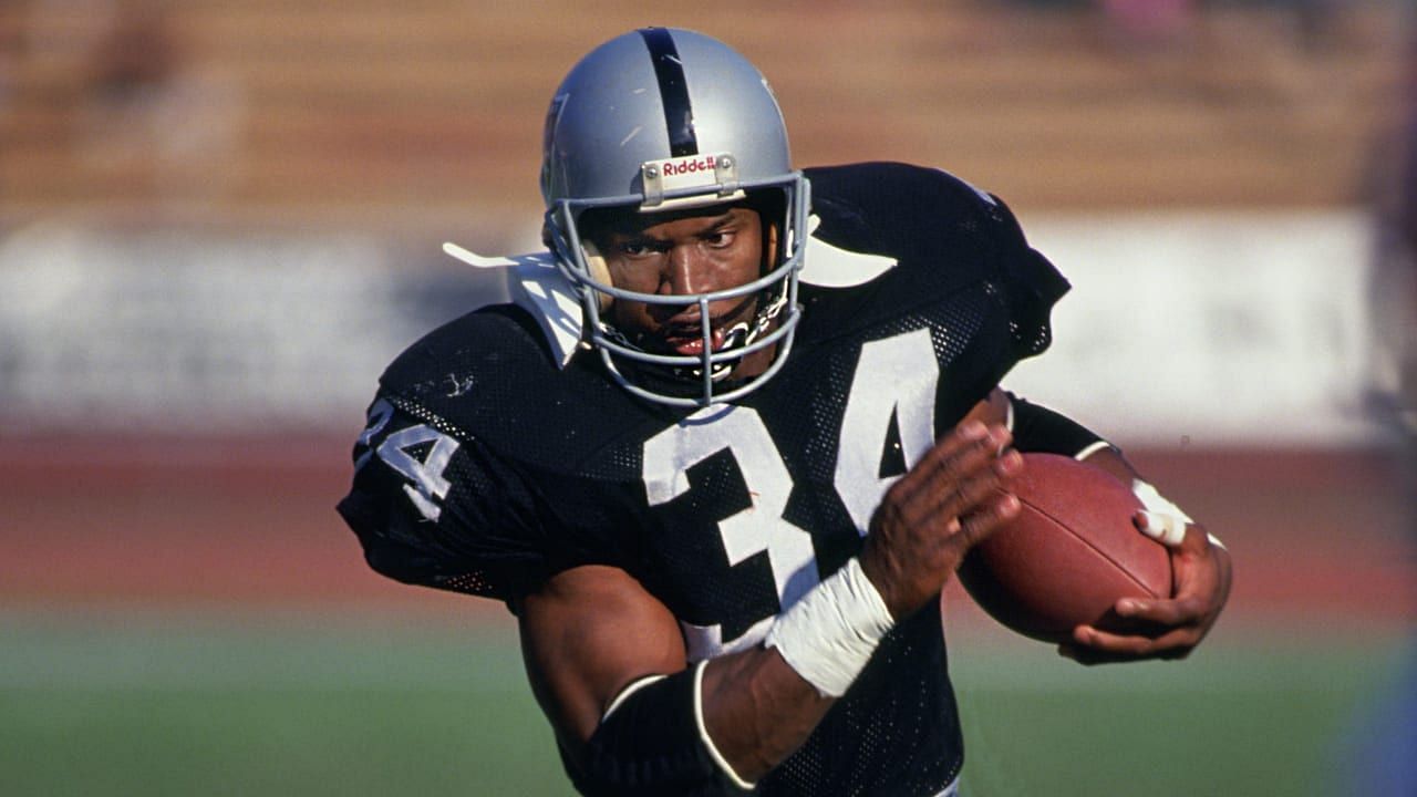 Biggest Tampa Bay Buccaneers NFL Draft Busts Ever - Bo Jackson