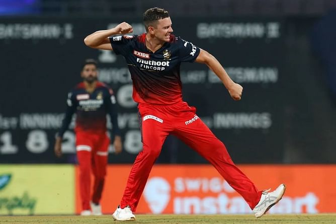 "RCB require such a bowler" - Mohammad Kaif lauds Josh Hazlewood's match-winning spell in IPL 2022 match vs LSG