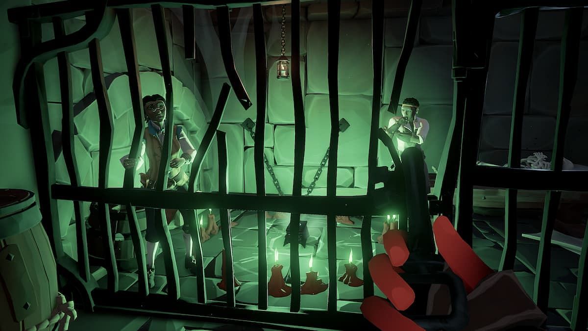 A player prepares to unlock the cell door with the Prison Cell key (Image via Rare)