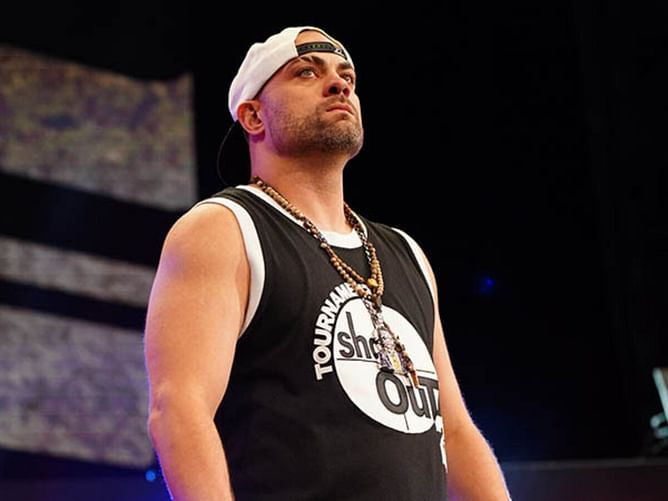 "I can barely tell you're wearing male diapers under those ugly sweatpants" - AEW star takes a massive shot at Eddie Kingston