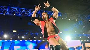 Forgotten SmackDown star turns heel in dark segment; joins LA Knight's faction