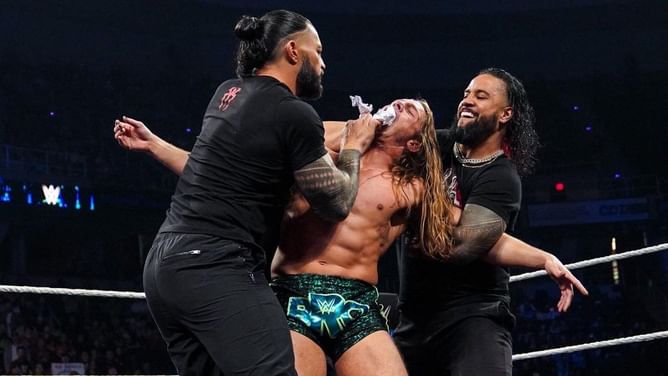 5 things WWE SmackDown got right this week: Massive six-man tag team match confirmed; Charlotte Flair attacks Drew Gulak (29 April 2022)