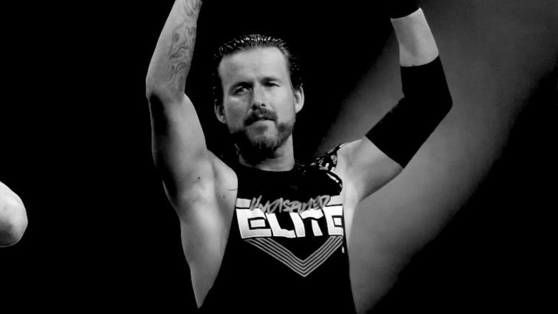 Adam Cole at an AEW Dynamite event in 2022 (credit: @kimberlasskick on Twitter)