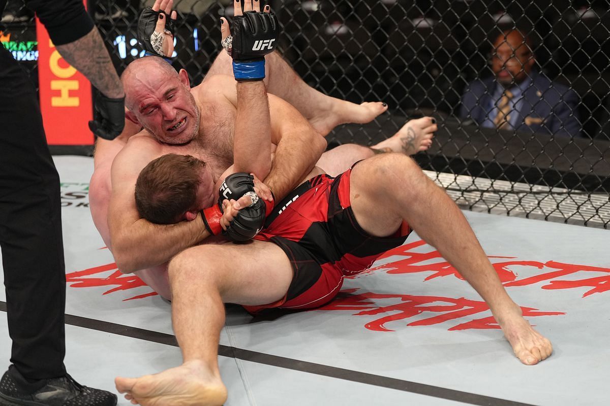 Aleksei Oleinik used brute force as well as skill to submit Jared Vanderaa