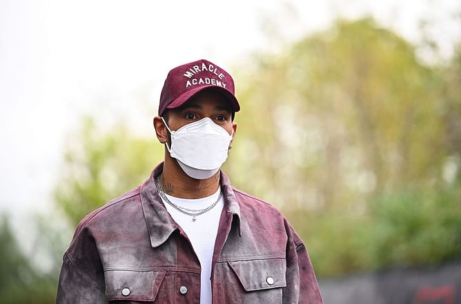 "I think he should stay loyal to his own team" - Lewis Hamilton's Chelsea FC bid termed 'disrespectful' by former player