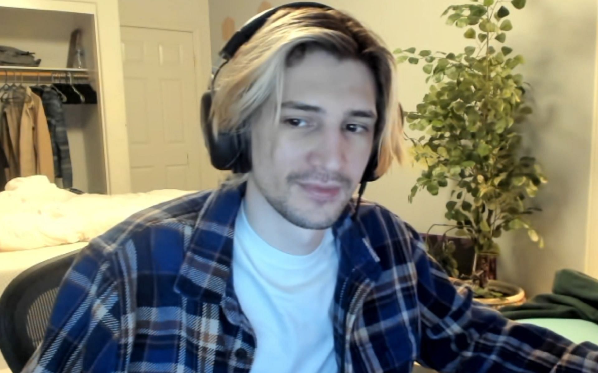 xQc talks about his gambling addiction (Image via xQcOW/Twitch)