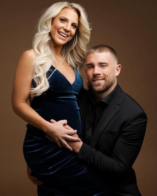 Cardinals' Zach Ertz celebrates wife, Julie, during USWNT World Cup run