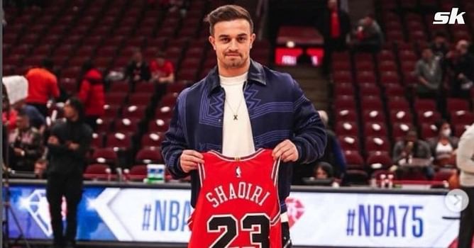 Xherdan Shaqiri attends NBA game, receives customised Chicago Bulls jersey