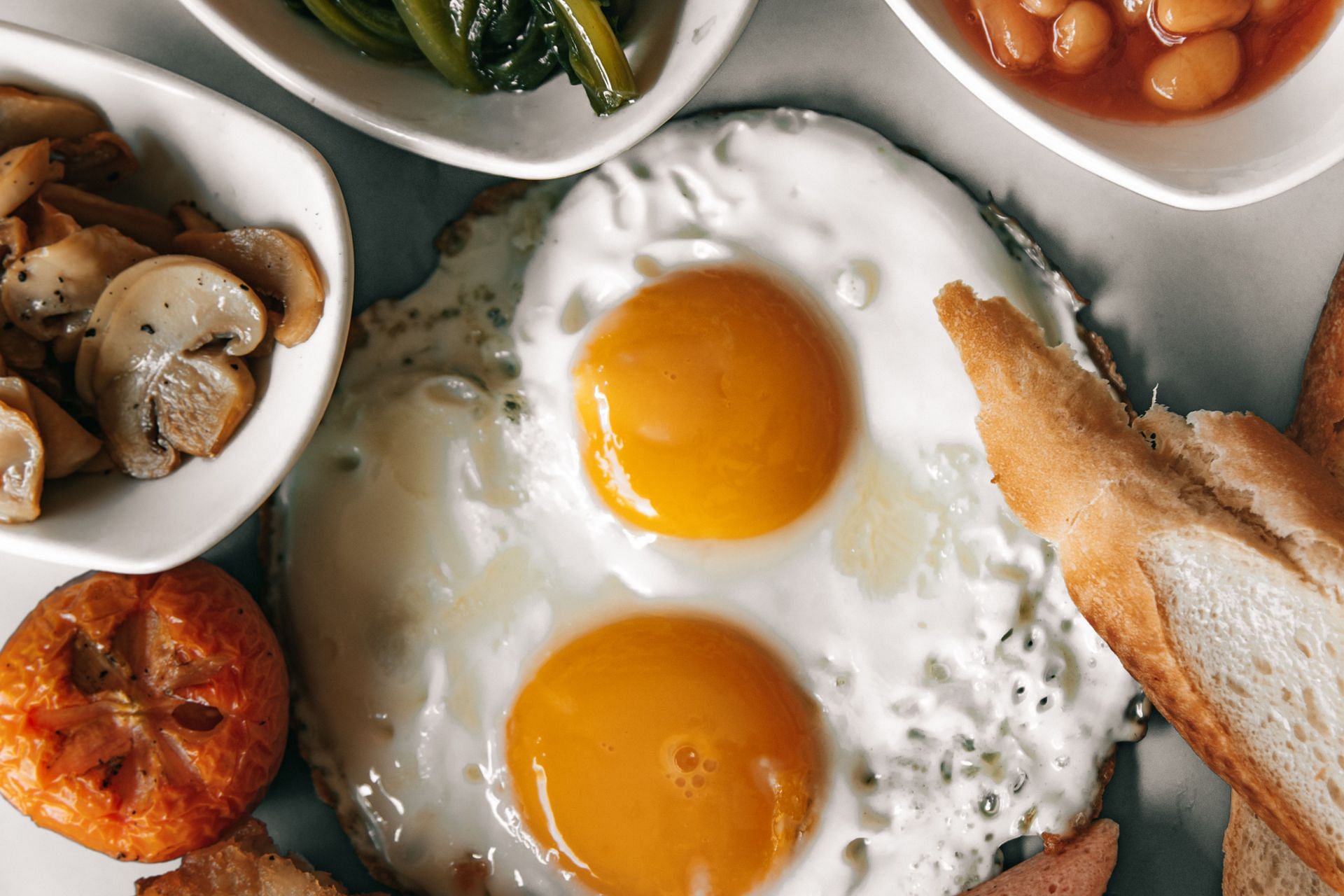 Eggs are rich in proteins and fats essential for muscle gain (Image via pexels/roman odintsov)