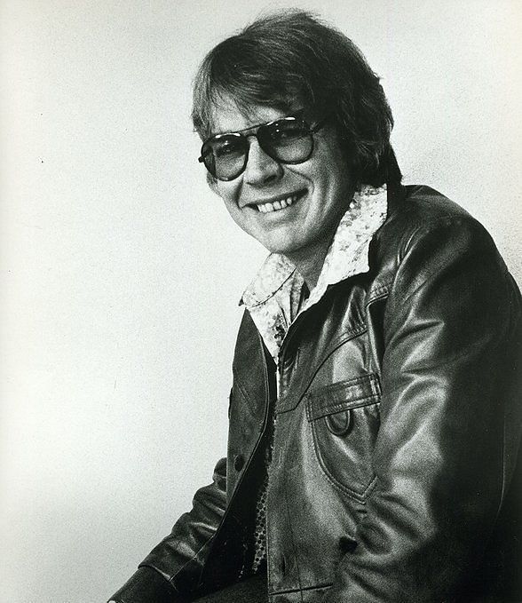 What happened to CW McCall? Tributes pour in as Convoy singer passes away at 93