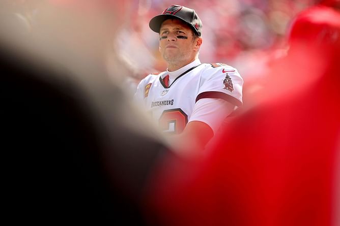 NFL analyst claims New Orleans Saints will shock Tom Brady's Tampa Bay Buccaneers to claim NFC South, but ESPN colleague disagrees