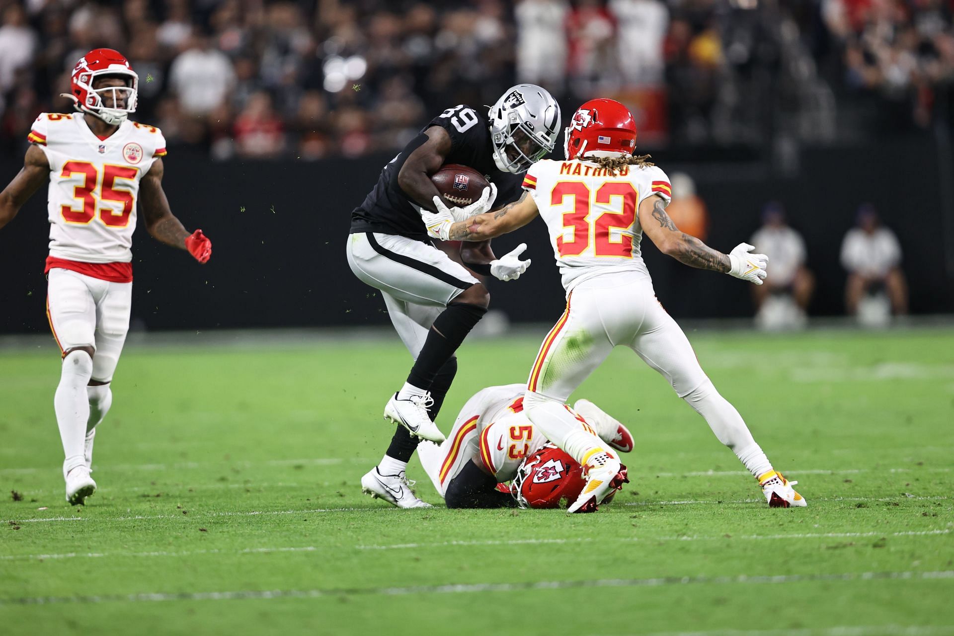 Kansas City Chiefs v Las Vegas Raiders