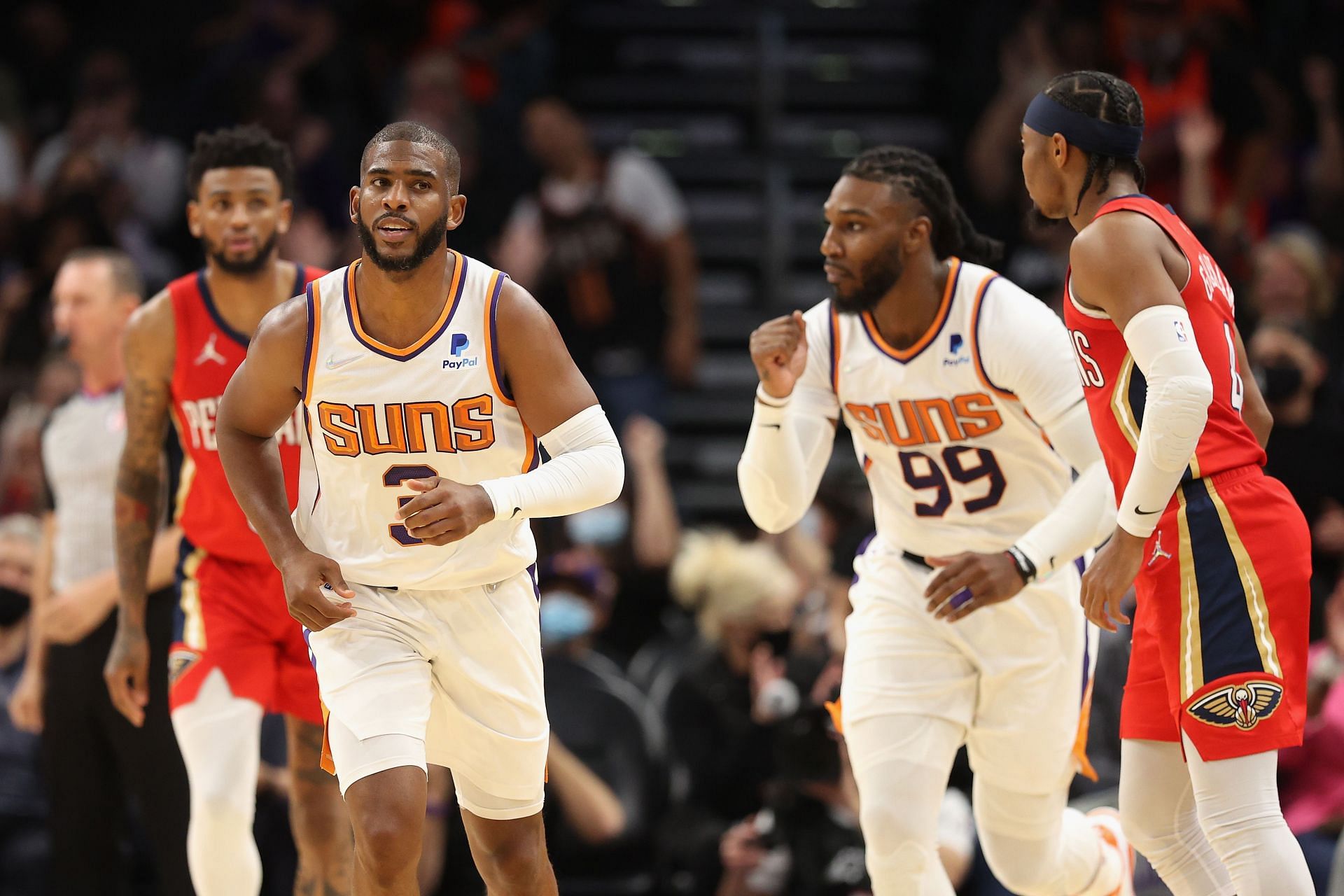 Chris Paul and the Phoenix Suns against the New Orleans Pelicans at the Footprint Center