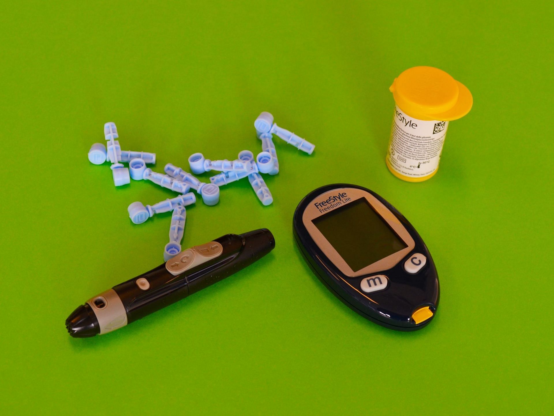 Controls blood sugar (Photo by Diabetesmagazijn.nl on Unsplash)