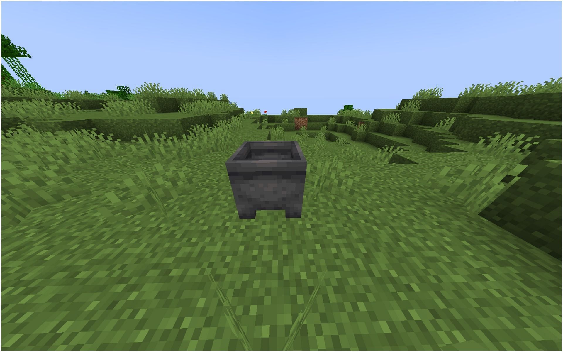 A cauldron in Minecraft (Image via Minecraft)
