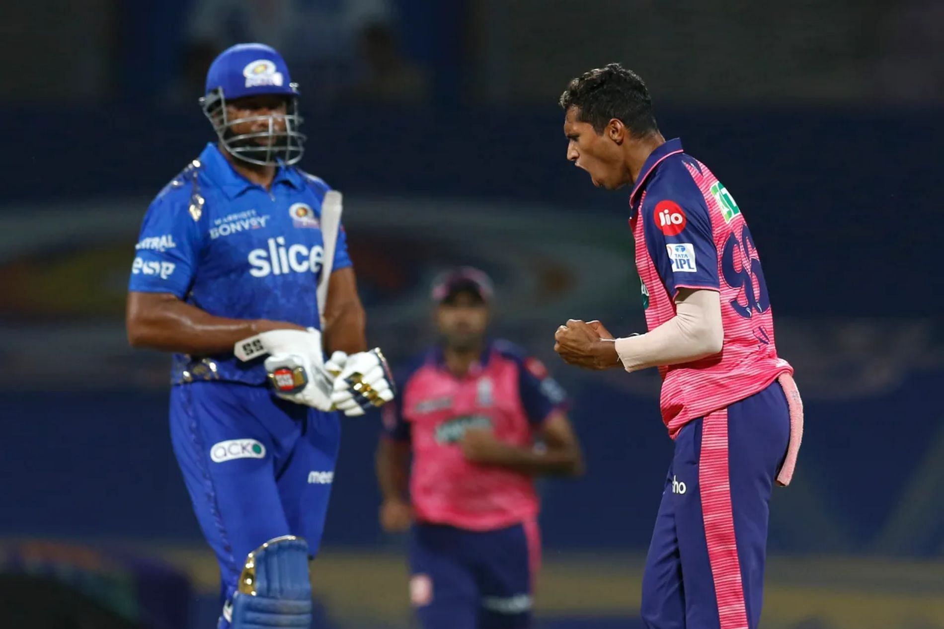 Navdeep Saini celebrates Kieron Pollard&rsquo;s dismissal. Pic: IPLT20.COM