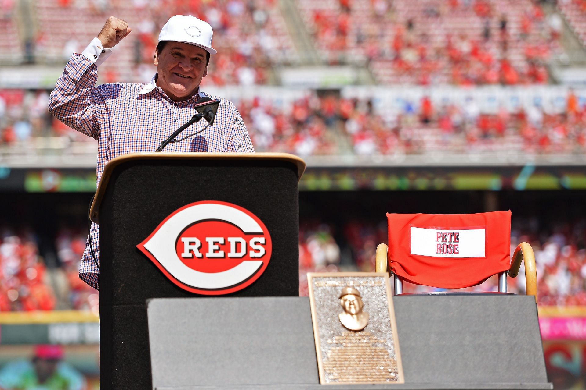 All-time hits leader Pete Rose speaks during his induction into the Reds Hall of Fame