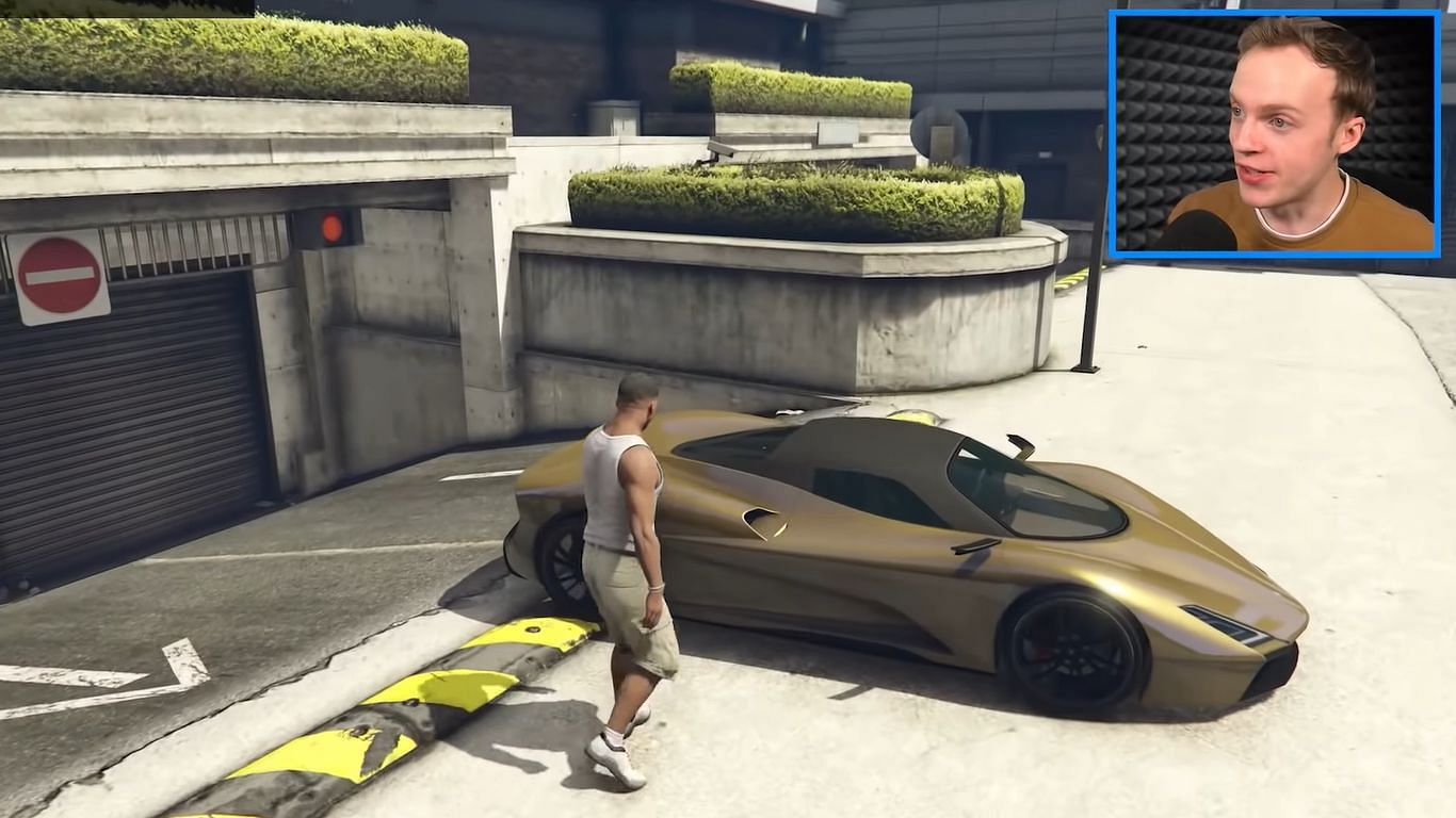 GTA 5 streamer drives Cyberpunk 2077 car using mods