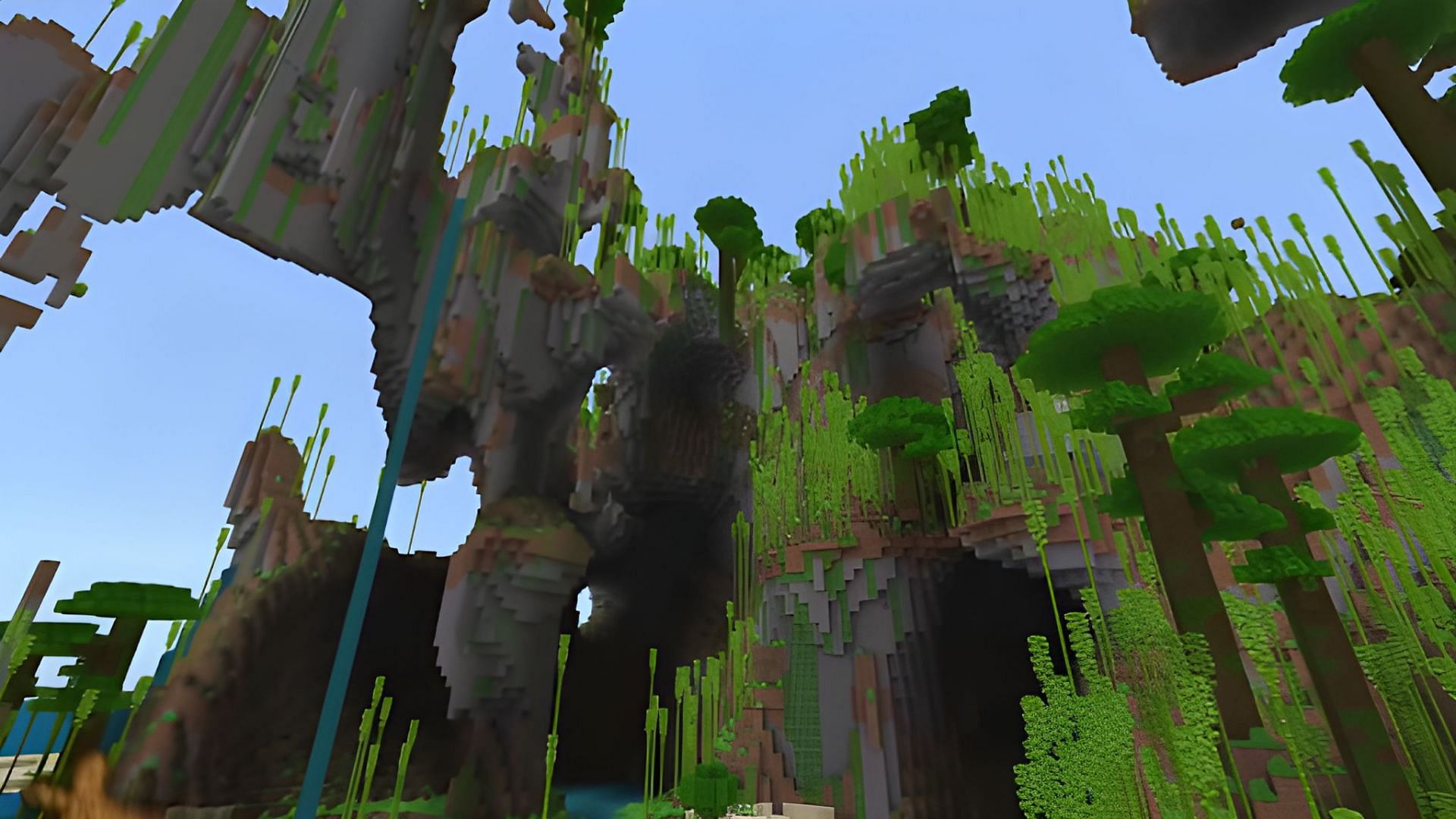 The gravity-defying bamboos look great (Image via Mojang)