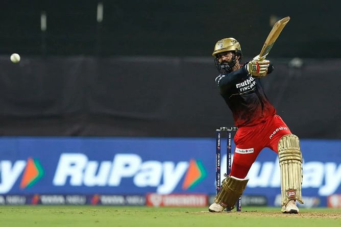 "Makes me feel like I want to go back and play cricket again" - AB de Villiers on Dinesh Karthik's form in IPL 2022