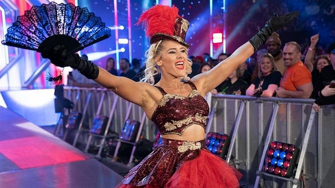 "When I get abs" Lacey Evans gives update on WWE return