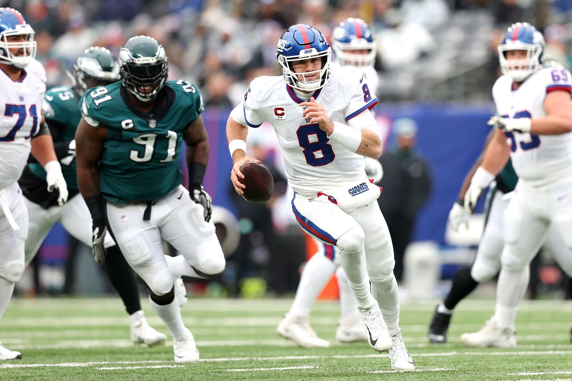Daniel Jones is one of the NFL starting QBs that could be replaced after the 2022 season.
