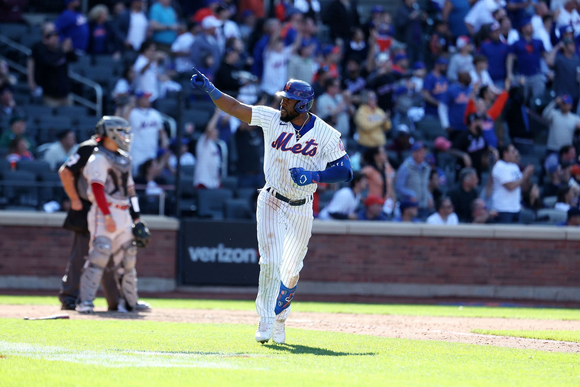 Starling Marte celebrates his home run during the bottom of the eighth inning in yesterday&#039;s Mets home opener